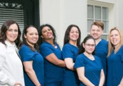 What is Family Dentistry and Who is a Family Dentist?